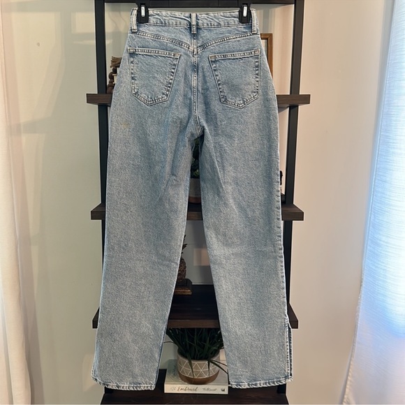 H&M High Rise 90s Straight Jean - Picture 3 of 5